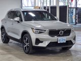 Used 2025 Volvo XC40 B5 Core image 3