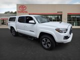 Used 2018 Toyota Tacoma TRD Sport image 3