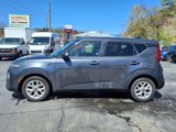 Used 2021 Kia Soul S image 2