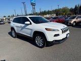 Used 2017 Jeep Cherokee Limited image 3