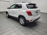 Used 2020 Chevrolet Trax LT w/ LT Convenience Package image 5