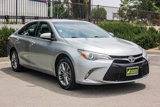 Used 2017 Toyota Camry SE image 3