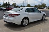 Used 2020 Toyota Camry XLE image 5