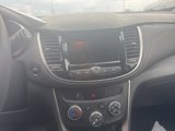 Used 2021 Chevrolet Trax LT w/ LT Convenience Package image 6