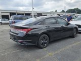 Used 2022 Hyundai Elantra SEL w/ Convenience Package image 5