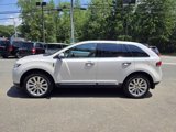 Used 2013 Lincoln MKX AWD image 3