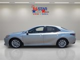 Used 2022 Toyota Camry LE image 5