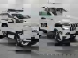 Used 2019 Jeep Cherokee Latitude Plus image 2