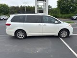 Used 2015 Toyota Sienna XLE Premium image 4