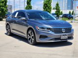 Used 2021 Volkswagen Passat 2.0T SE w/ Luggage Net & Mats Package image 3
