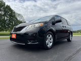Used 2011 Toyota Sienna LE image 2