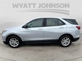 Used 2018 Chevrolet Equinox LS image 2