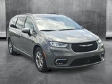 Used 2023 Chrysler Pacifica Limited image 3