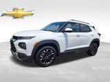 Used 2022 Chevrolet TrailBlazer LT image 2