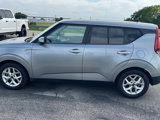 Used 2022 Kia Soul LX w/ Technology Package image 4