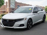 Used 2022 Honda Accord Sport image 2