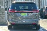 New 2025 Chrysler Pacifica Select image 5