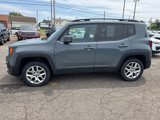 Used 2018 Jeep Renegade Latitude w/ Cold Weather Group image 4
