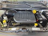 Used 2016 Chrysler Town & Country Touring image 6