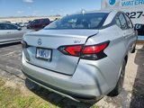 Used 2021 Nissan Versa SV image 3