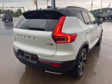 Used 2019 Volvo XC40 T5 R-Design image 5