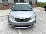 Used 2011 Toyota Sienna XLE image 4