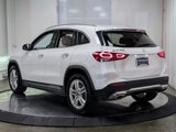 Used 2022 Mercedes-Benz GLA 250 4MATIC w/ Premium Package image 6