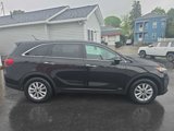 Used 2020 Kia Sorento LX image 4