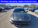 New 2025 Hyundai Elantra SEL image 2