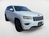 Used 2015 Jeep Grand Cherokee Altitude image 3