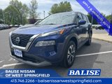 Used 2022 Nissan Rogue SV image 3