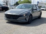 Used 2022 Hyundai Elantra SEL w/ Convenience Package image 3