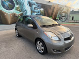 Used 2010 Toyota Yaris 2-Door Hatchback image 3