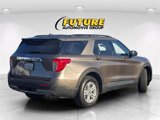 Certified 2021 Ford Explorer XLT w/ Equipment Group 202A image 4