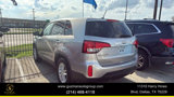 Used 2014 Kia Sorento LX image 2