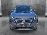 Used 2024 Nissan Rogue SV image 2