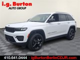 New 2025 Jeep Grand Cherokee Altitude image 2