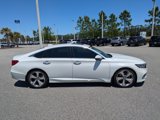 Used 2018 Honda Accord Touring image 3
