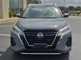 Used 2022 Nissan Kicks SV image 2