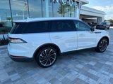 Used 2020 Lincoln Aviator Reserve w/ Equipment Group 202A image 2