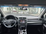 Used 2016 Toyota Camry SE image 4