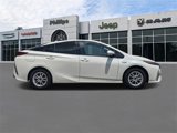 Used 2017 Toyota Prius Prime Premium image 2