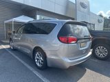 Used 2019 Chrysler Pacifica Limited image 5