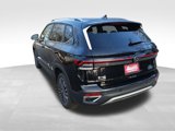 New 2025 Volkswagen Taos SE image 3