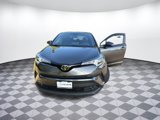 Used 2019 Toyota C-HR LE image 5