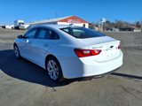 Used 2017 Chevrolet Malibu Premier w/ Driver Confidence Package image 4