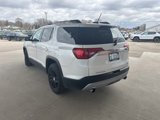 Used 2018 GMC Acadia SLT image 3