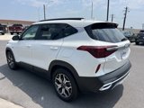 Used 2022 Kia Seltos EX image 6