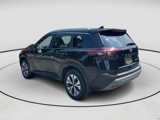 Used 2022 Nissan Rogue SV image 3