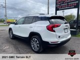Used 2021 GMC Terrain SLT image 3